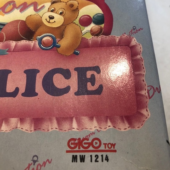 Vintage Dream Collection Baby Alice Doll in Original Box - Picture 5 of 11